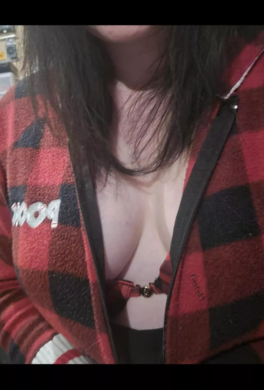 Canadian Cleavage 🇨🇦