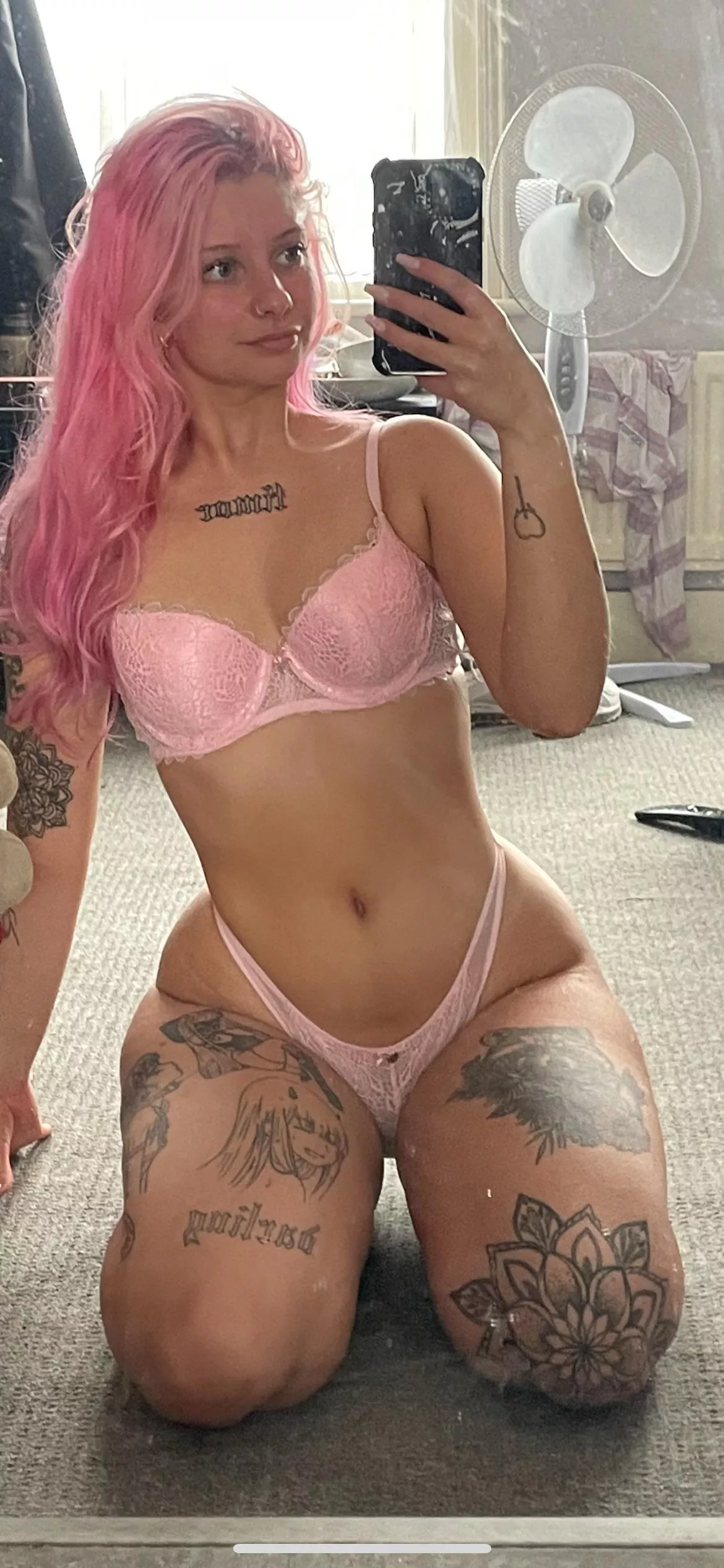 Cute face with cool tattoos 👀