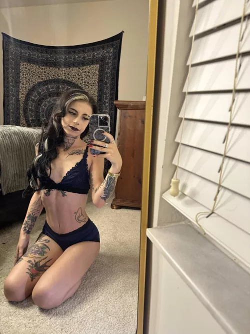 Do i look cute here?or fuckable maybe??