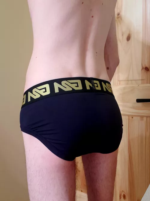 Do you like my ass in these? 🍑