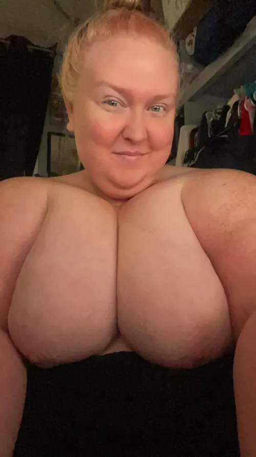 HAPPY TITTY TUESDAY!!