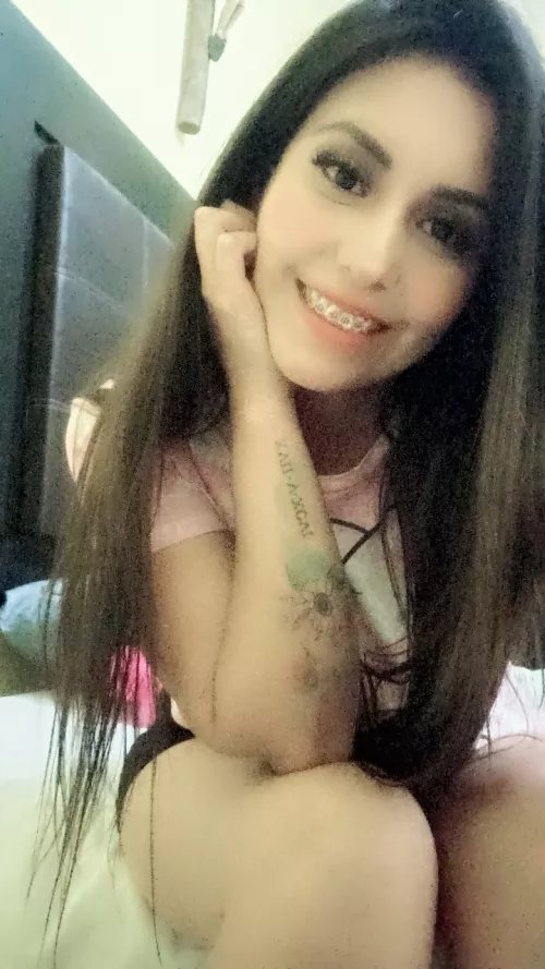 Looking for someone that wants a Mexican girlfriend ✌️