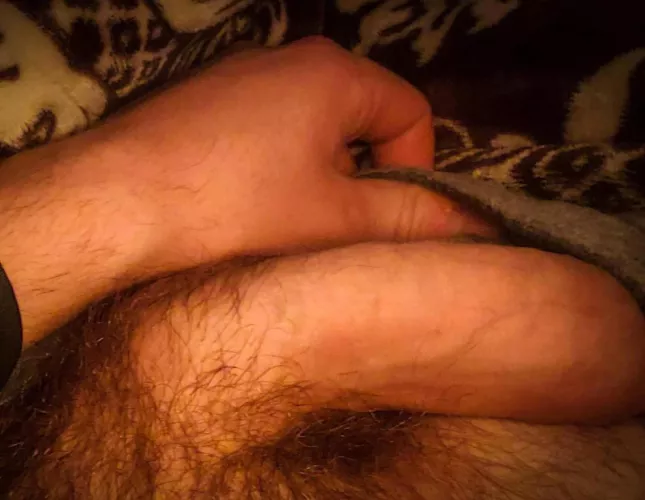 My ex said I was too thick for anal. Anyone down for a good stretching?