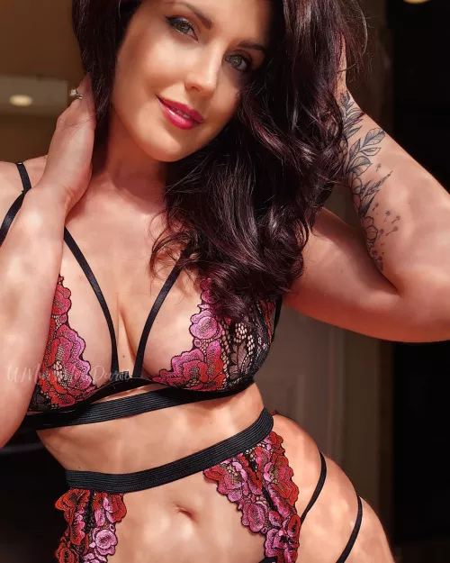 playing with the lighting from my window haha