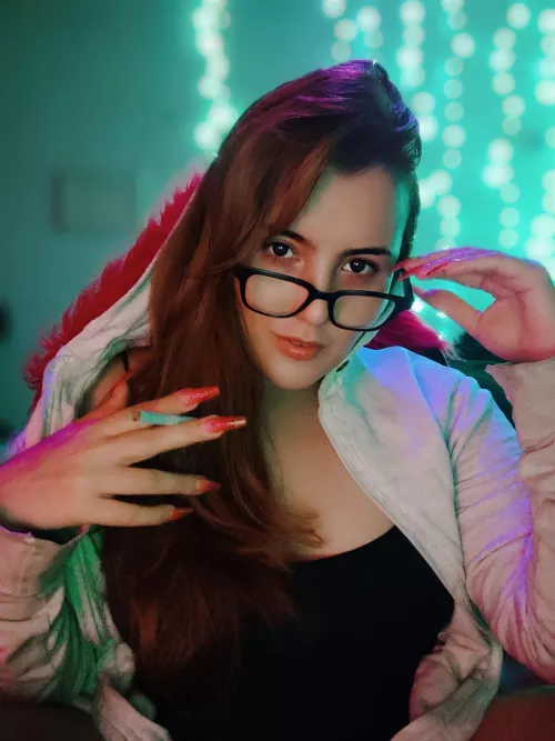 smoking and shiny 🚬✨