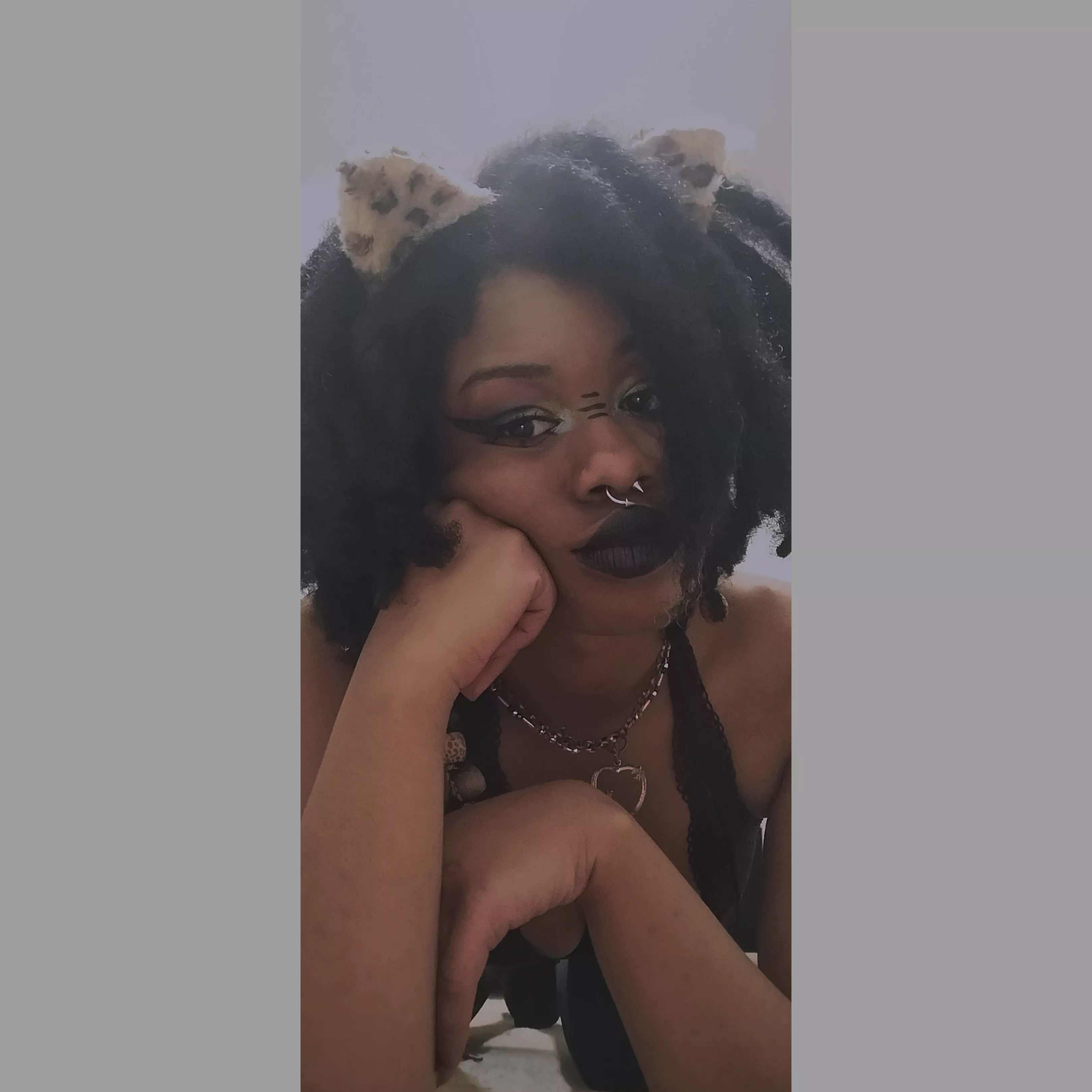 So dreamy! can't stop admiring u, owner 💓