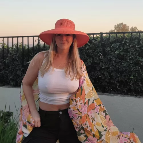 They look so nice and round for all natural, braless and 2 kids later [F49]