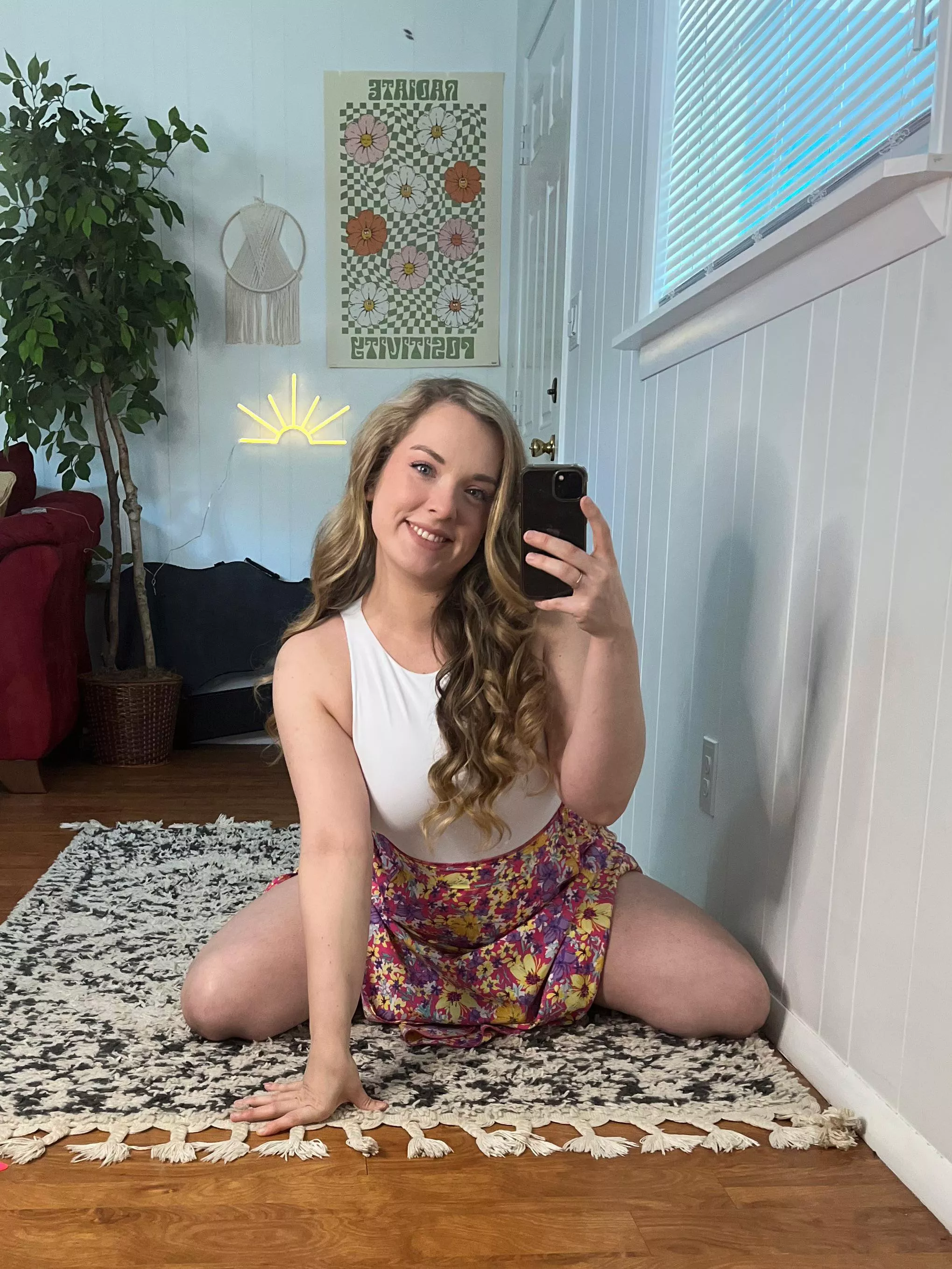 Want to see me from behind?