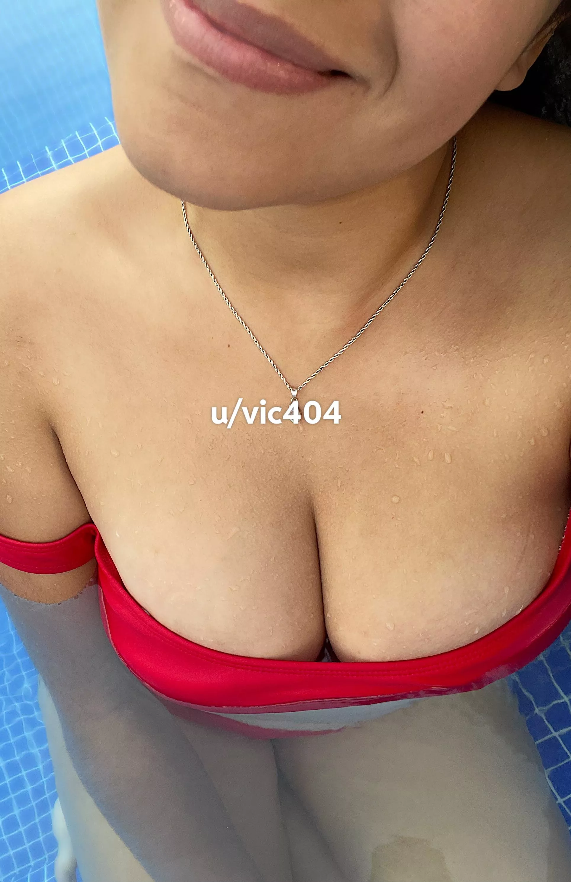Wish you could’ve joined me at the pool :/ 18[F]