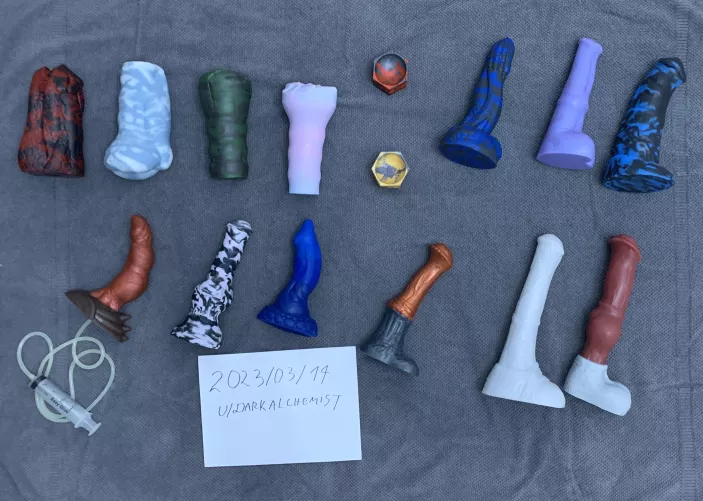 WTS (EU SELLER) BAD DRAGON COLLECTION + BAD WOLF / Exotoic erotics / Black Fang suction cups (list in comments)