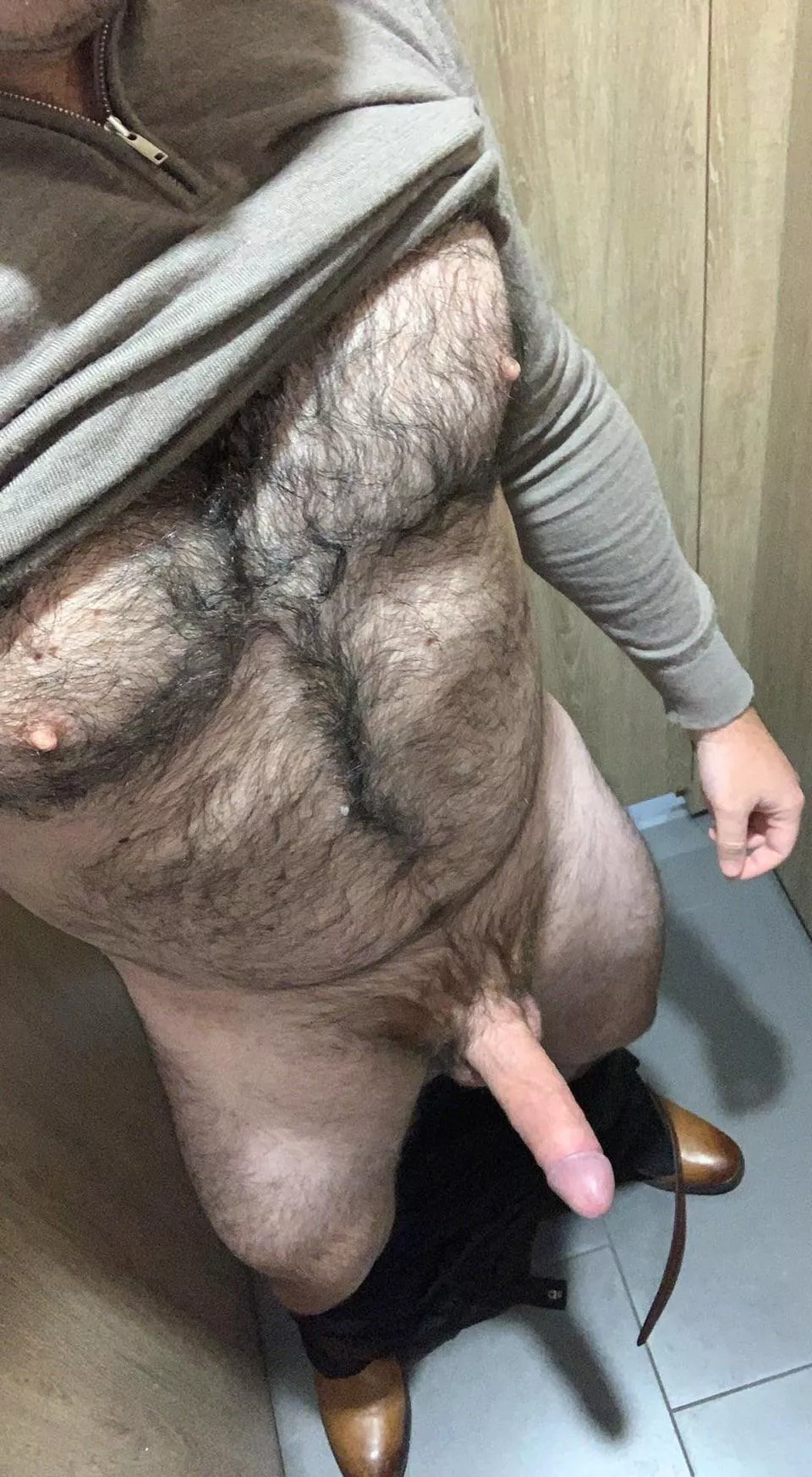 [32] sometimes at work I have the urge to strip down to my natural state like an obedient pup