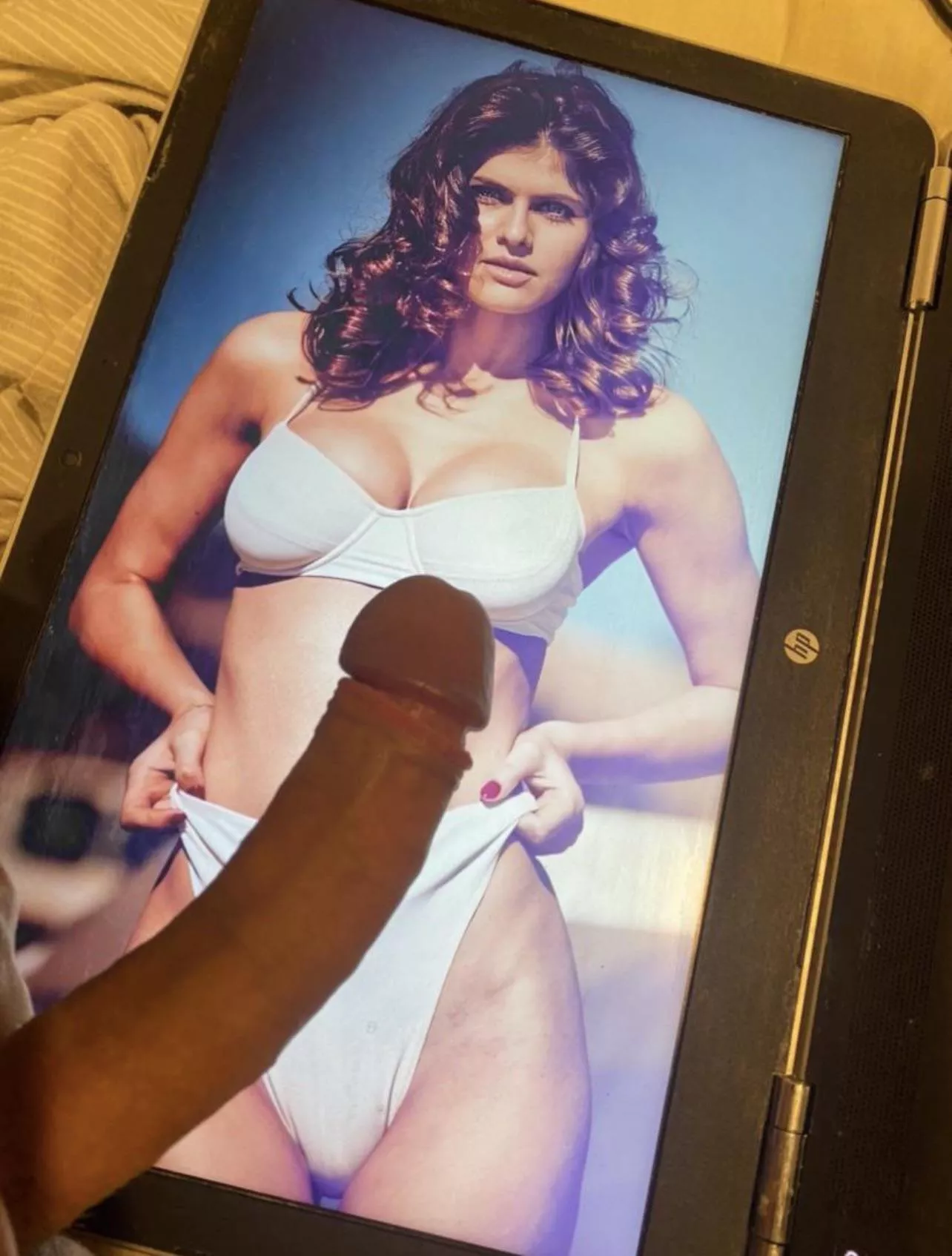 Alexandra Daddario makes my days brighter