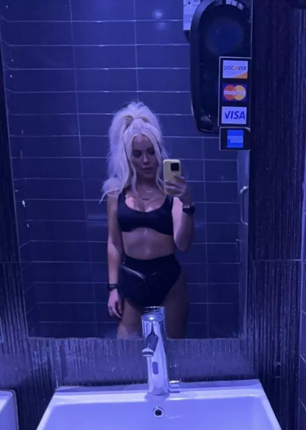 Aspen Olivia (@AspenOliviaXO) [OnlyFans]