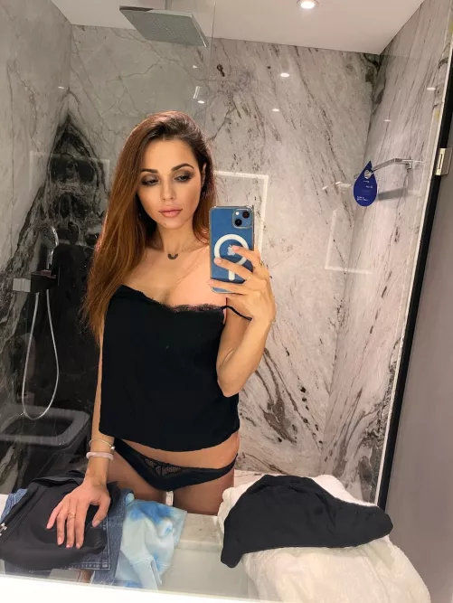 Baby can you handle a domme?