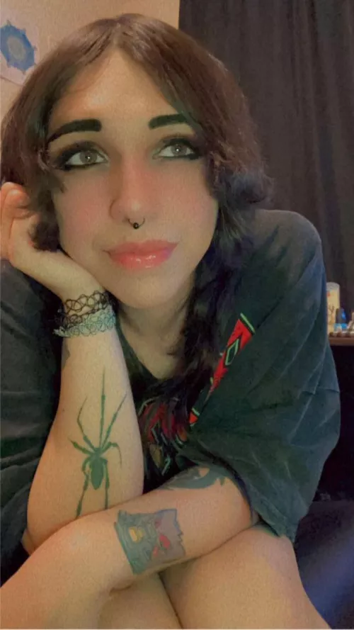 Boneless wings are just overpriced nuggets 🤭