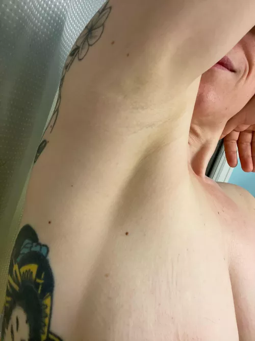 Come closer see what 2 hour workouts smell like