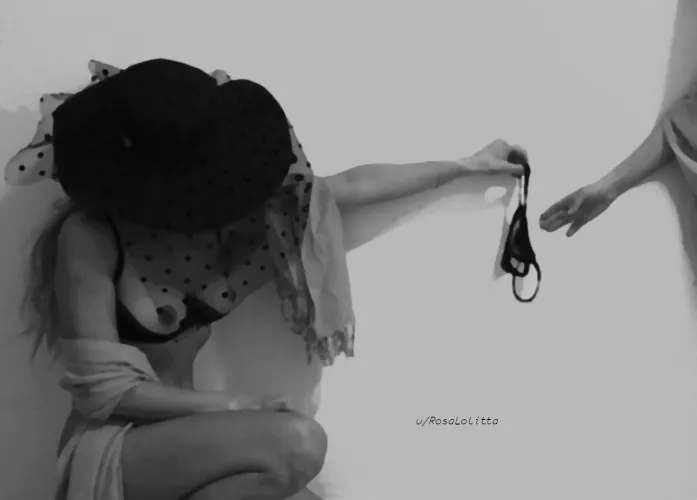 (F) Give it back to me please!