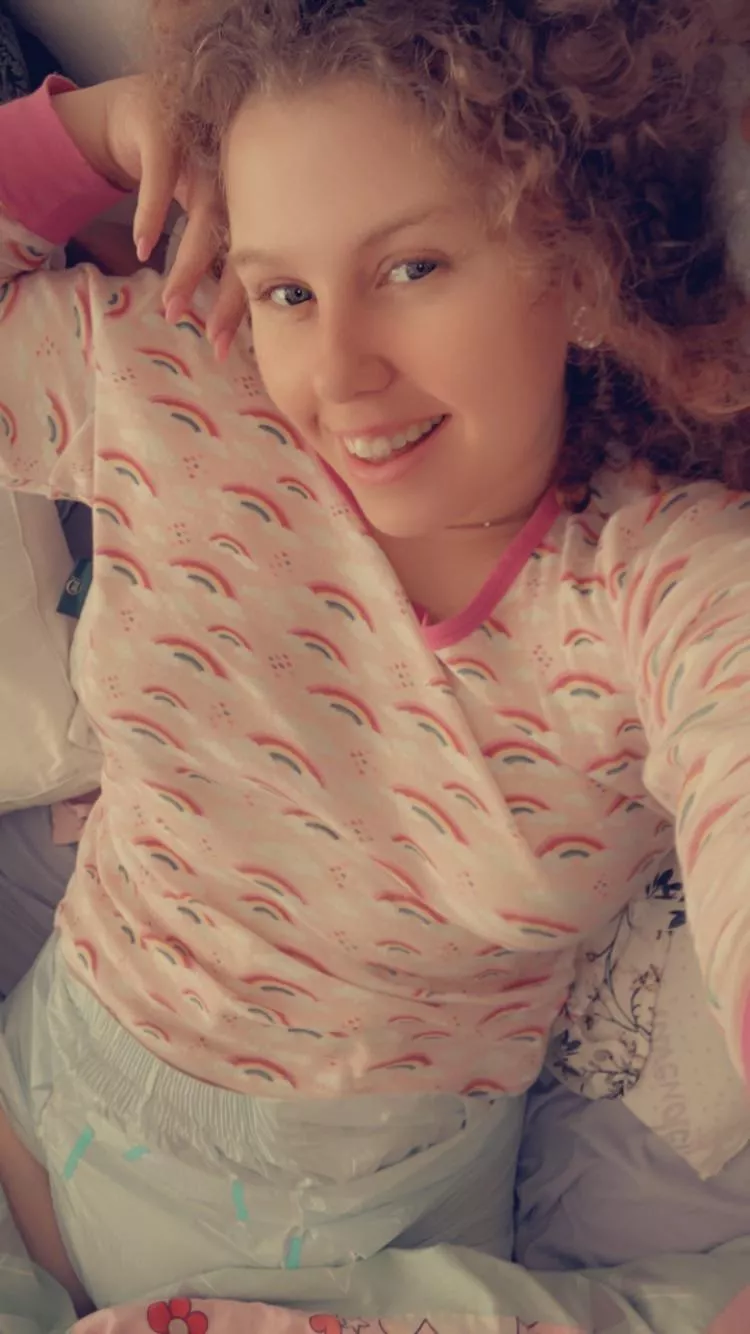 Good morning !! 🤭☀️🌈 this blue trest dip , may or may not be wet 🙈 hehe