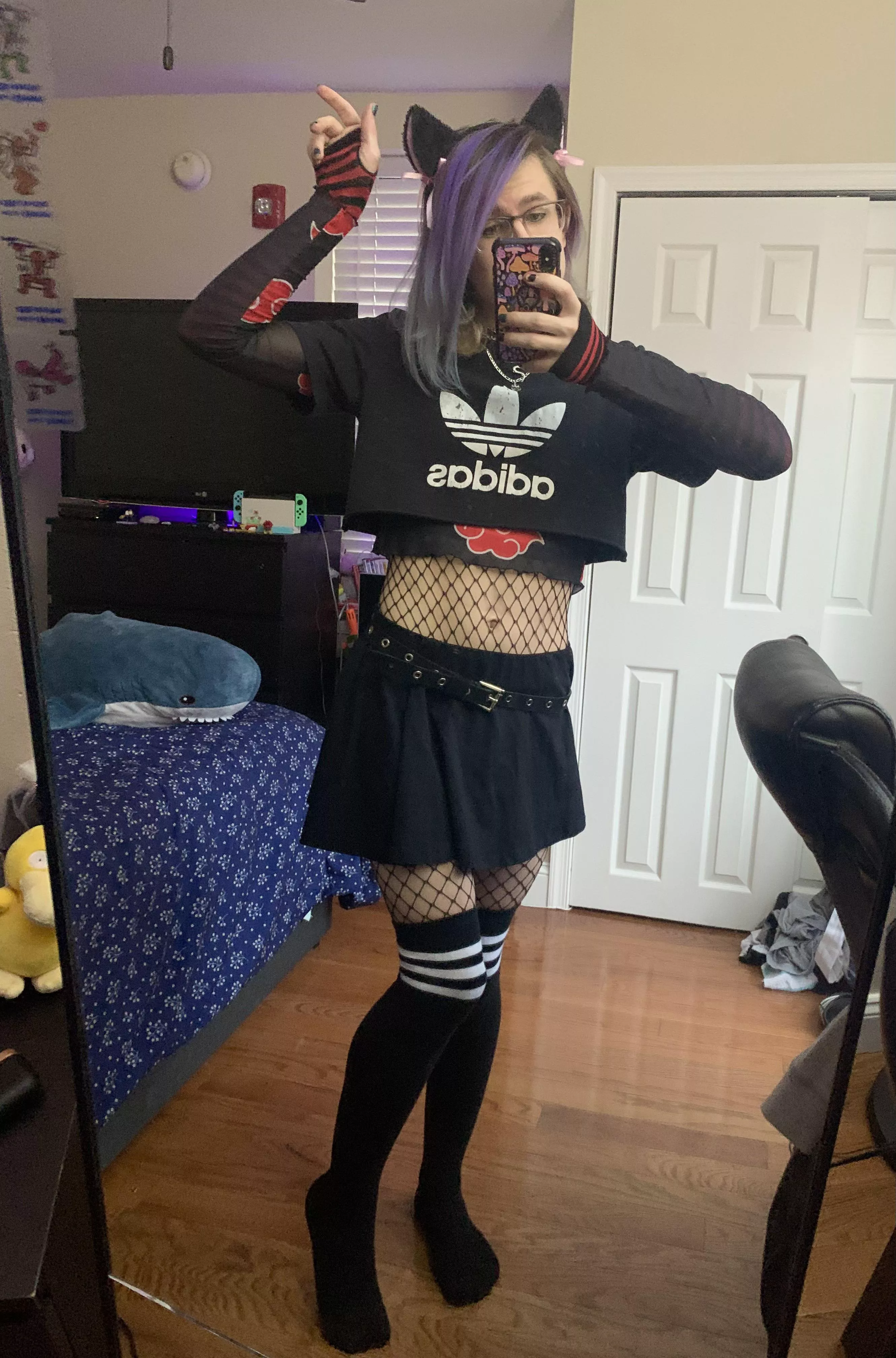 hope you like my paw-some outfit