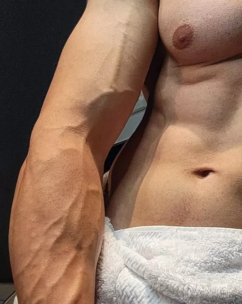 How do you like this combo 😏..?