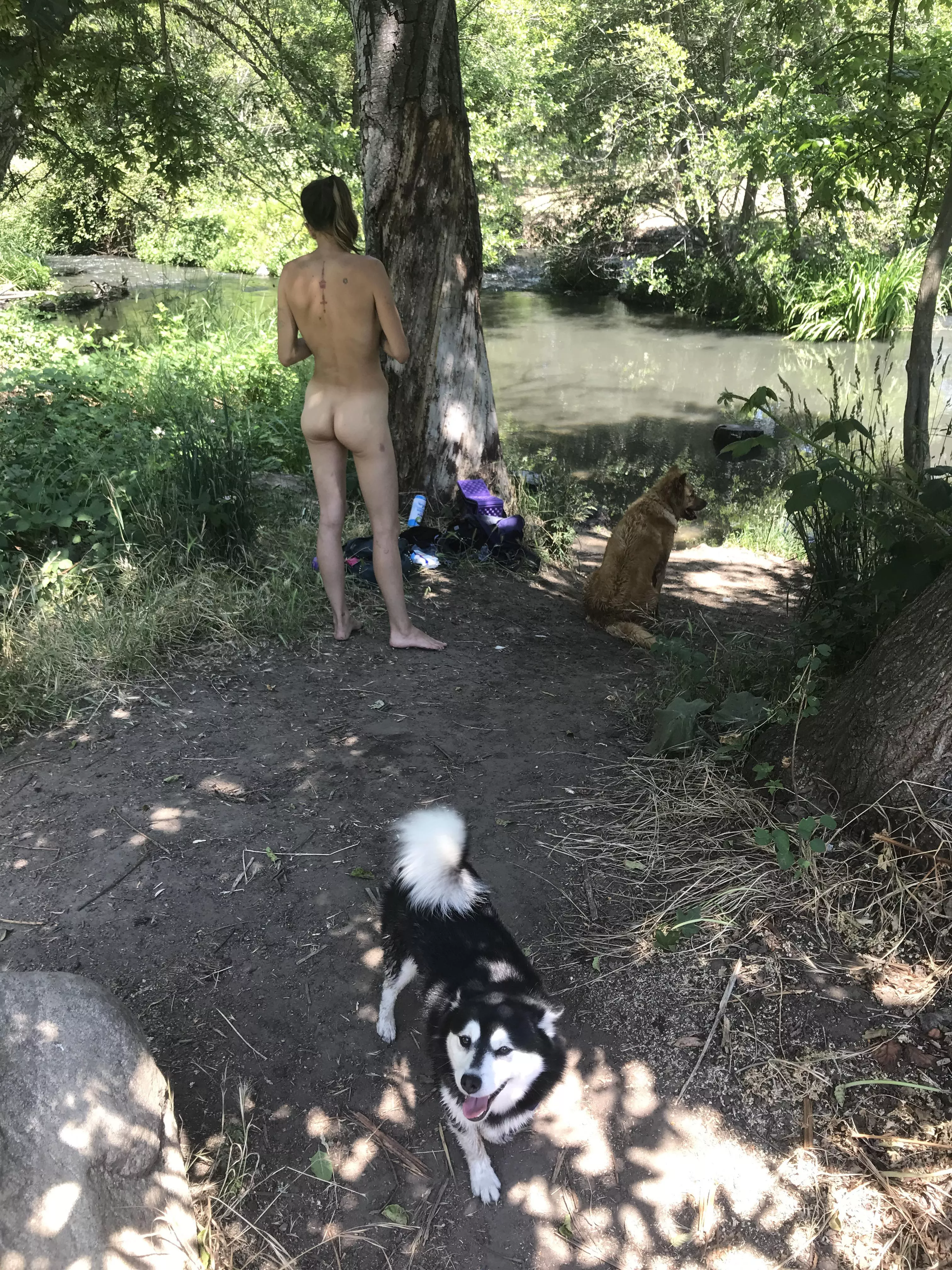 It’s a public location but it was really hot 🥵🥵🥵