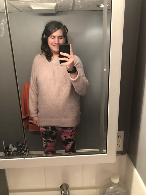 just got my first outfit. how does it look?