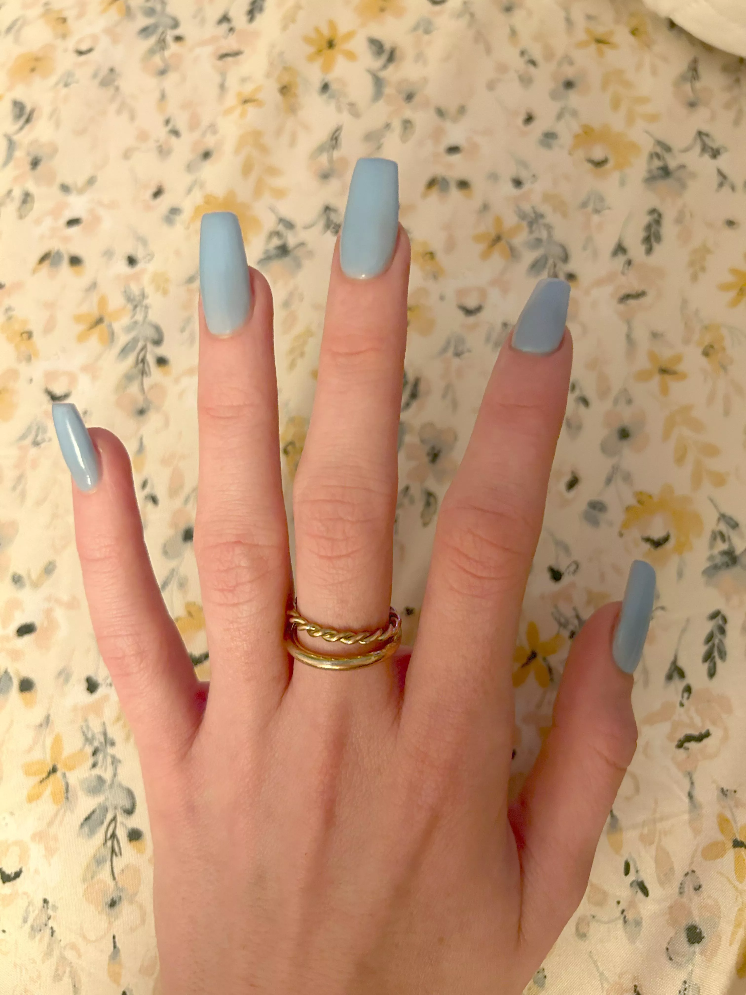 Lovely spring nails 💙
