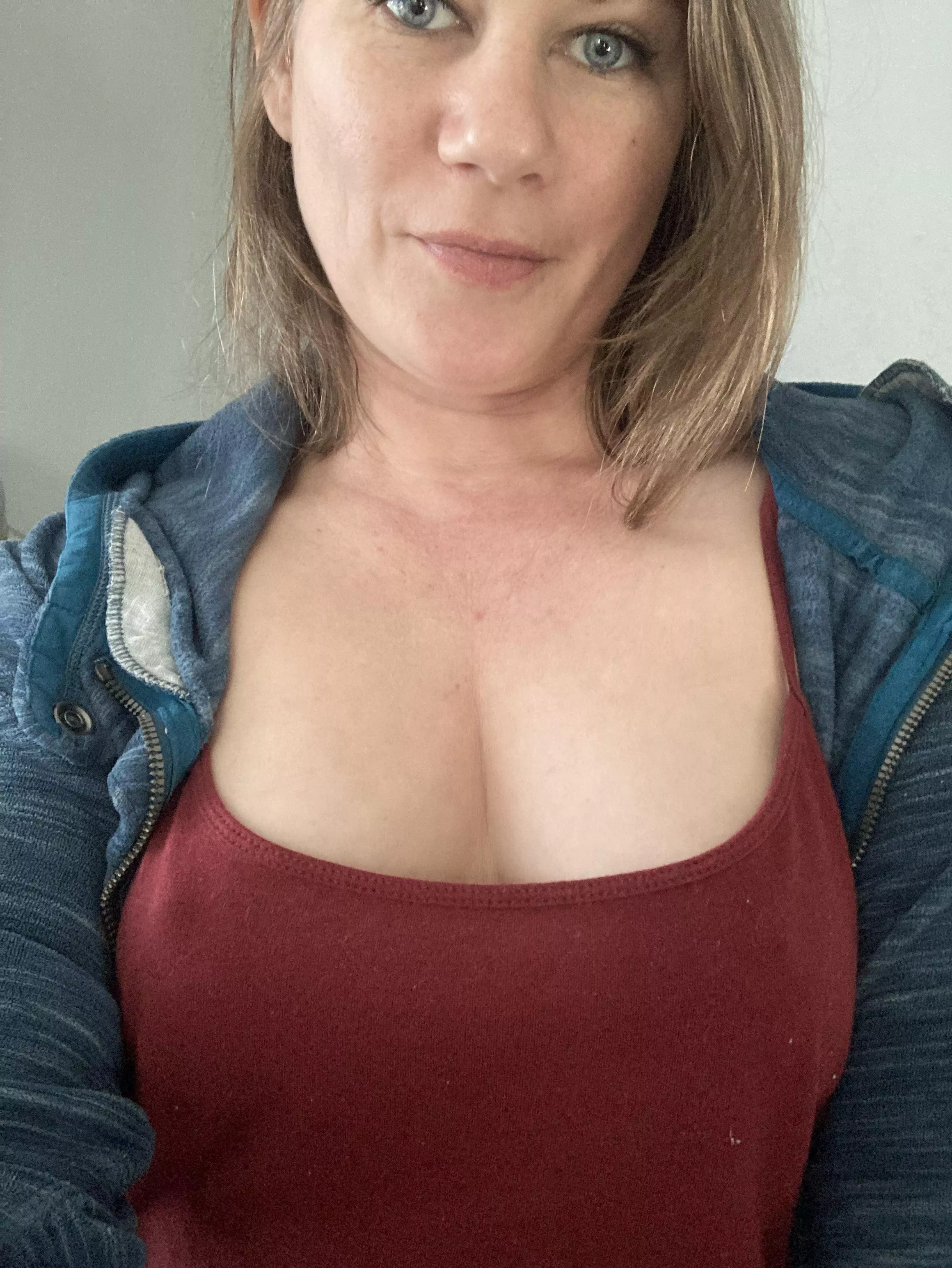 Loving braless life 😘