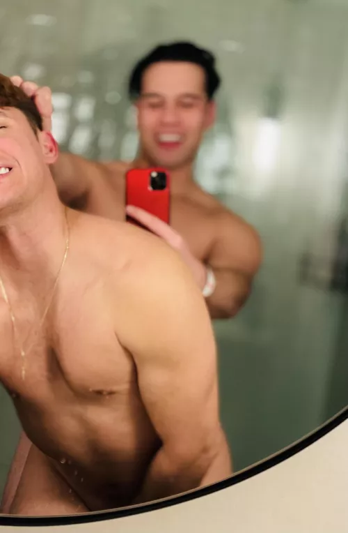 Some shower fun 🤩