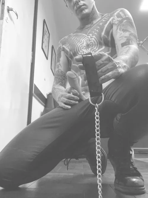 Trans Daddy knows how to make you feel pleasure.