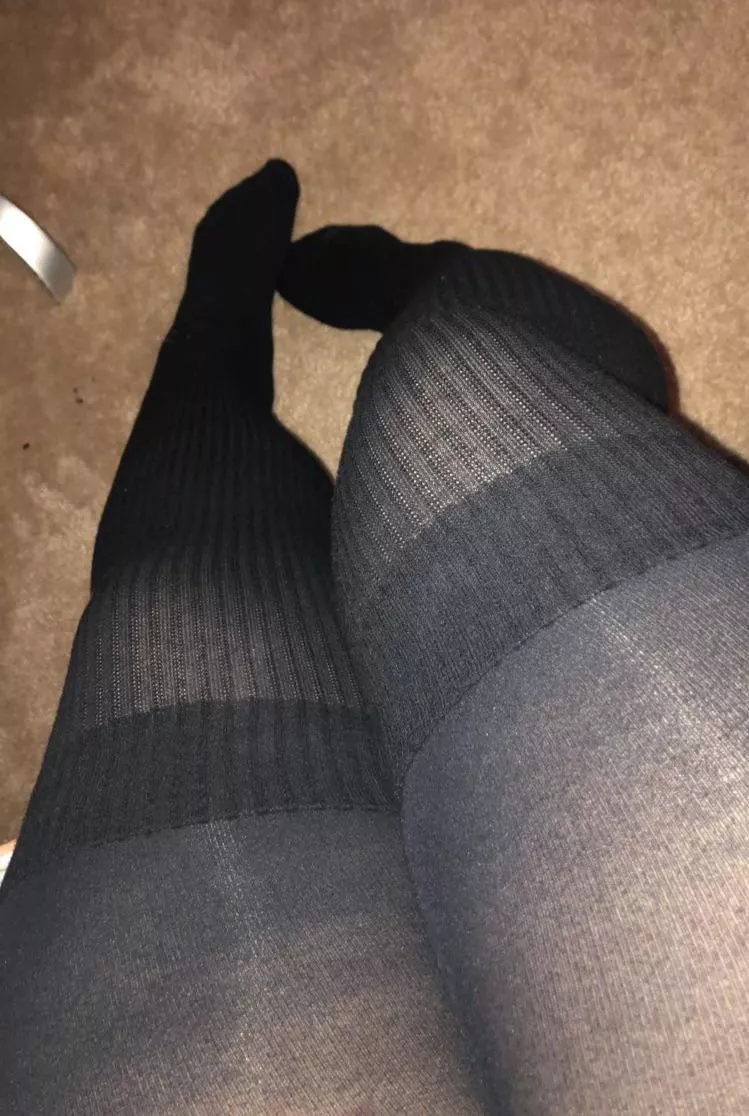 What about thigh-highs? [selling] [US] size 11