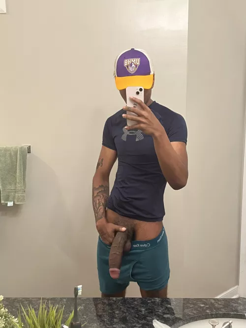 (18) need an after school gym partner