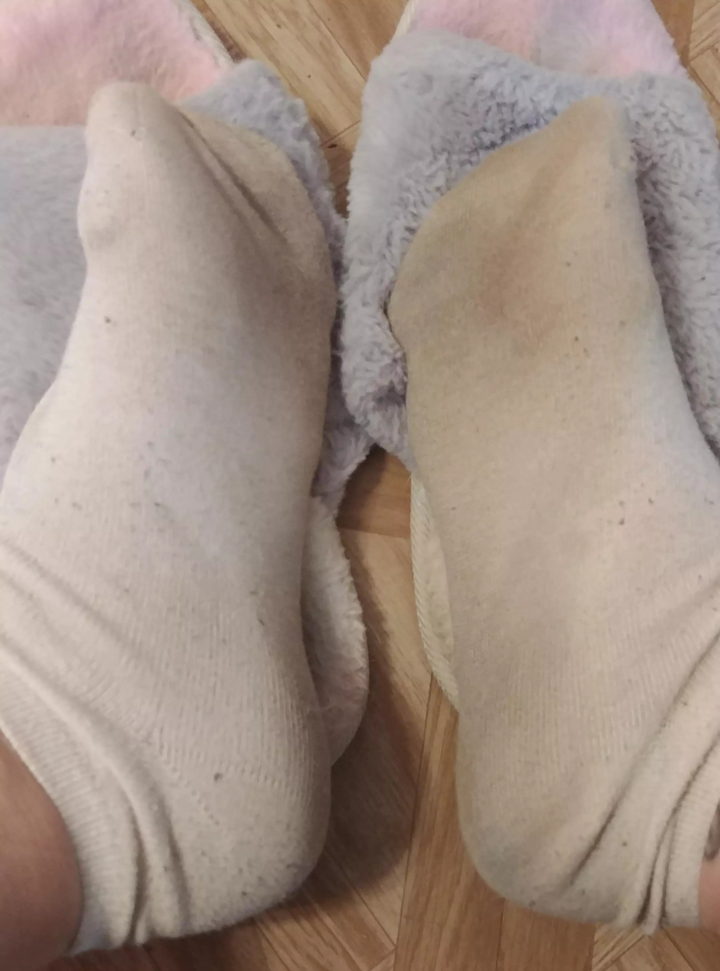 Day 10 in these socks, and its the last day im wearing them! message me to get them shipped when i take them off in the morning :)