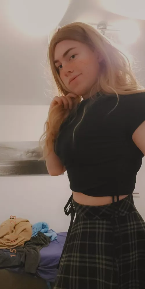 Do u like this outfit >~< 🥺