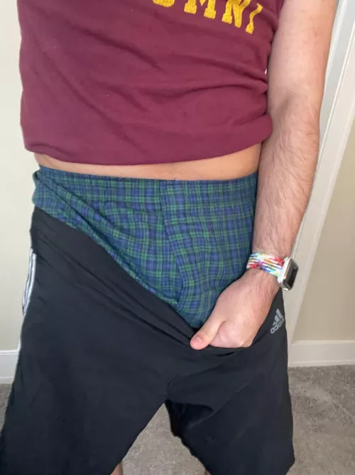 Do you like when I pull my shorts down?