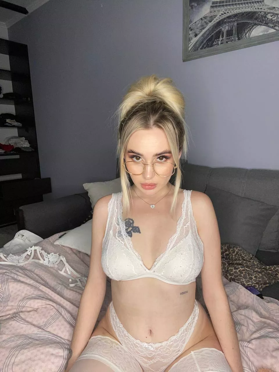 Enjoy my perfect tummy