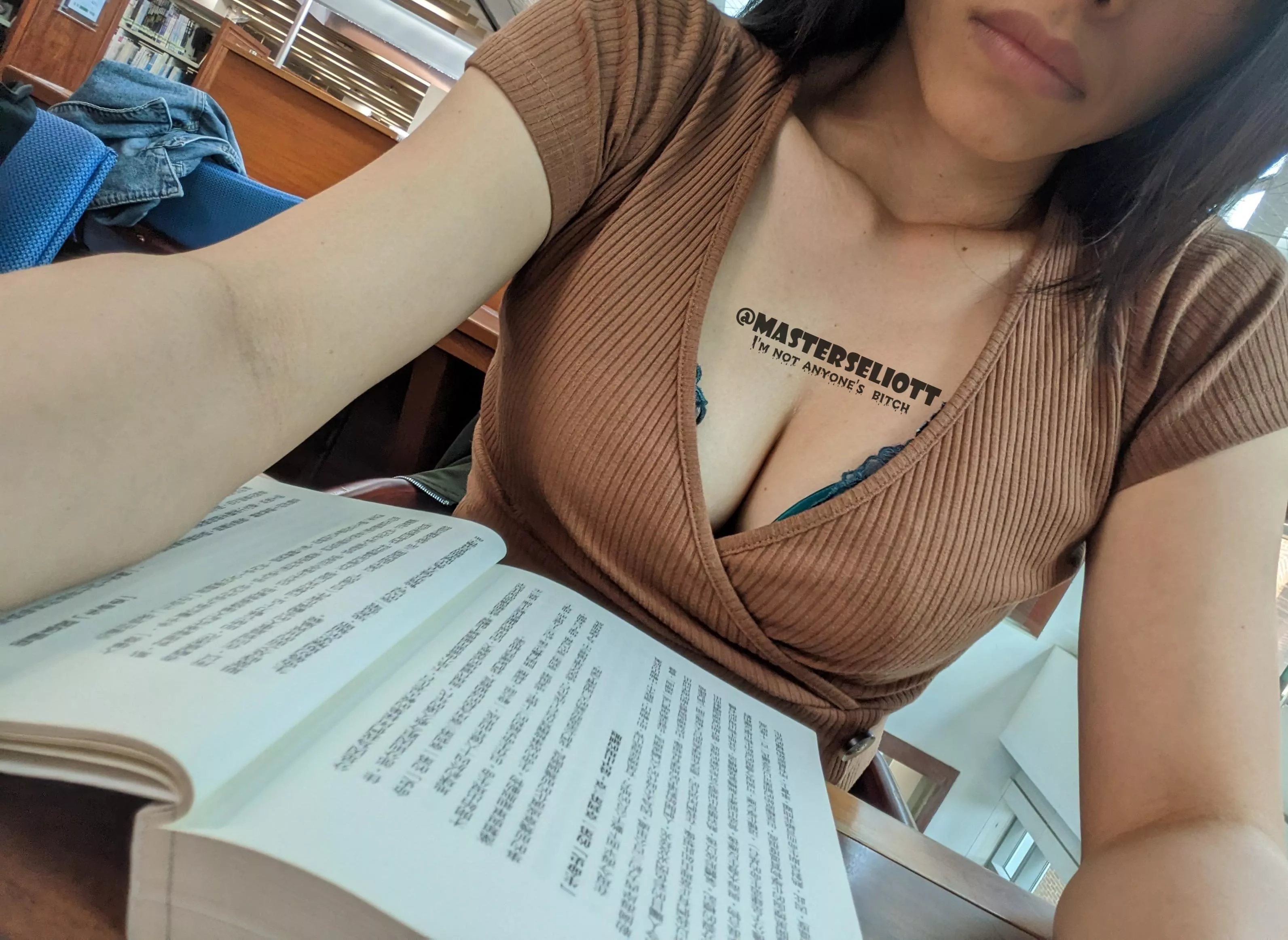 girl in the library.