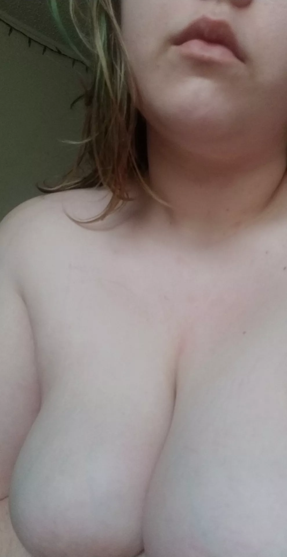 Hate being lonely, anyone able to come fix that?