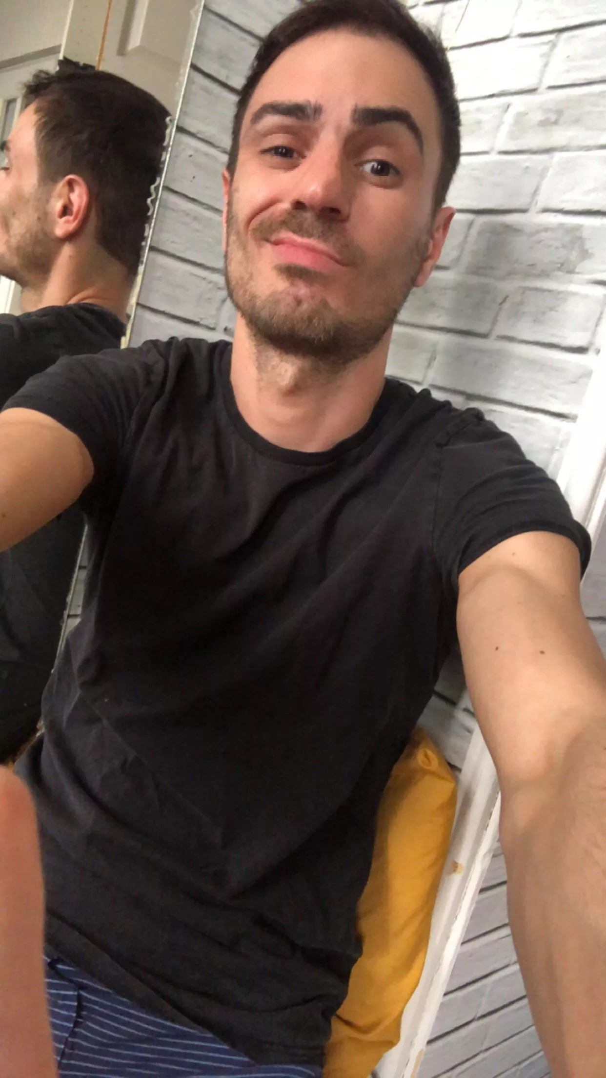 Hate when you feel that we are Friday but it’s still Thursday again! Grrrr Hate when you feel that we are Friday but it’s still Thursday again! Grrrr