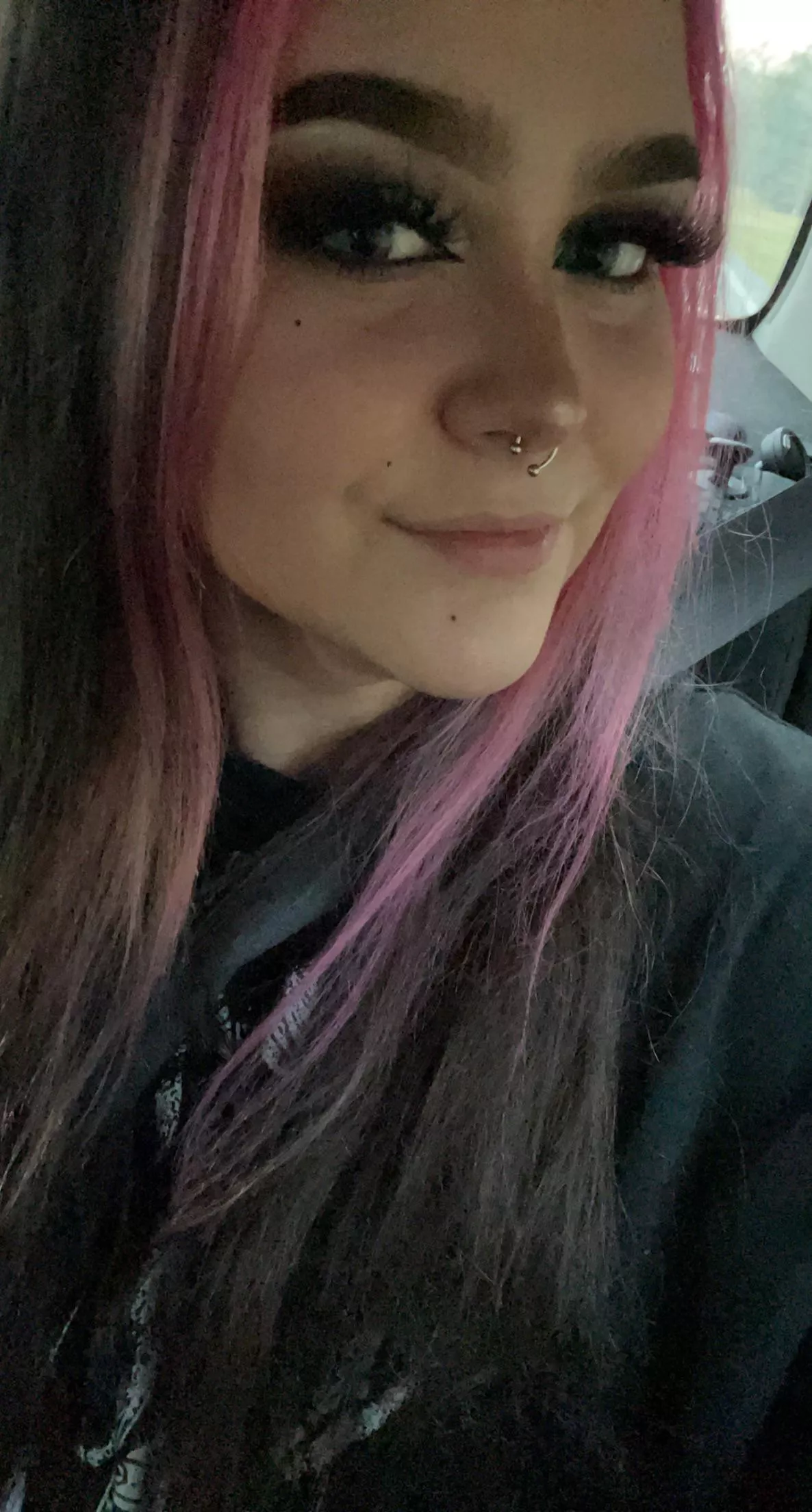 Hi 🥰💖 (this is my current hair)