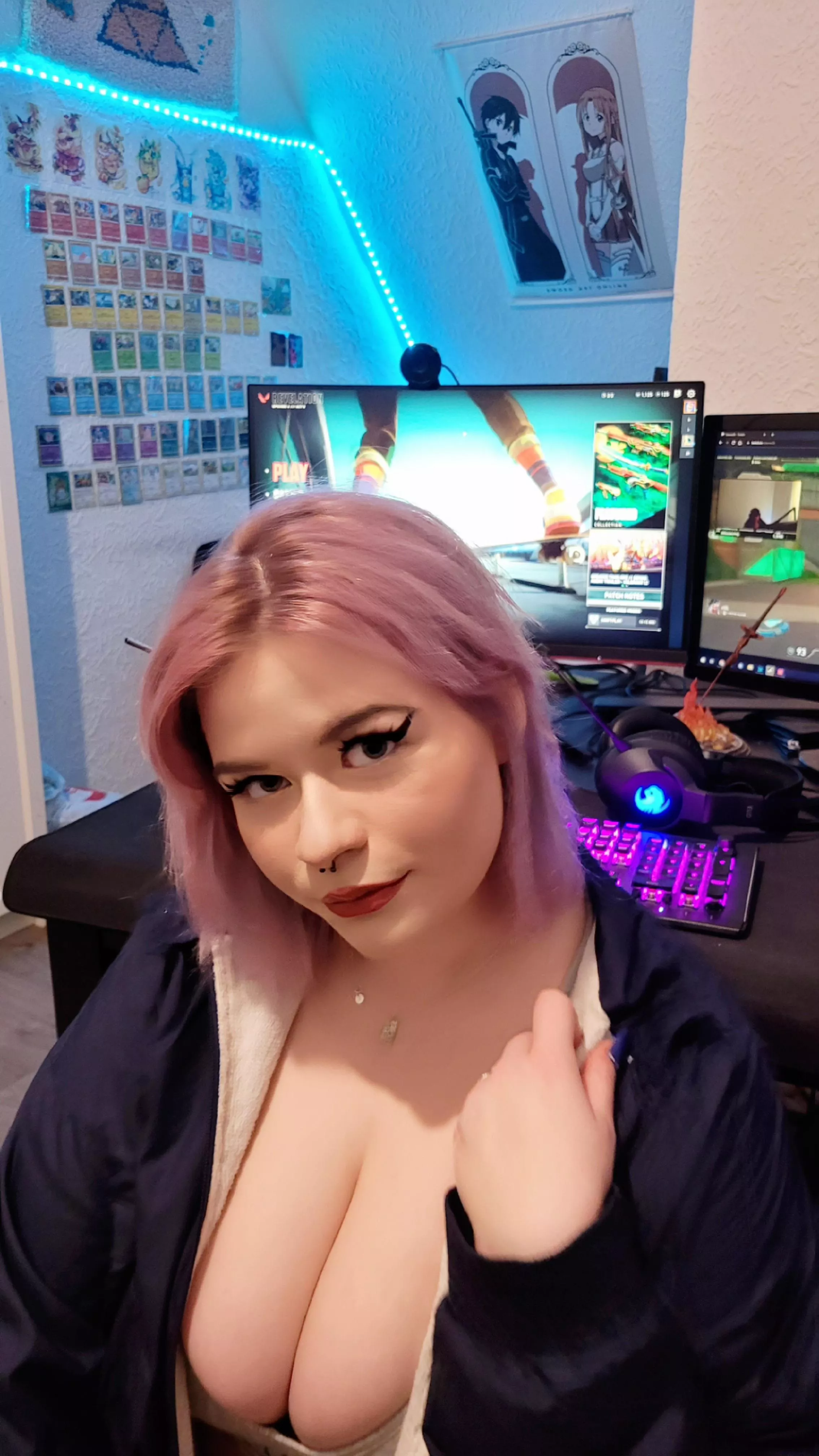 Hope I don't distract you from gaming