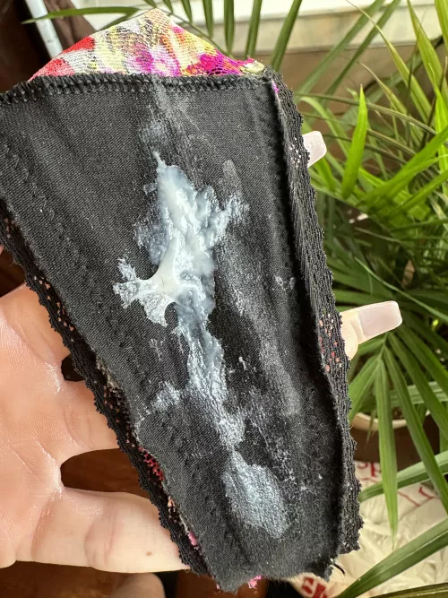 I know you just wanna lick em clean don’t you baby?!