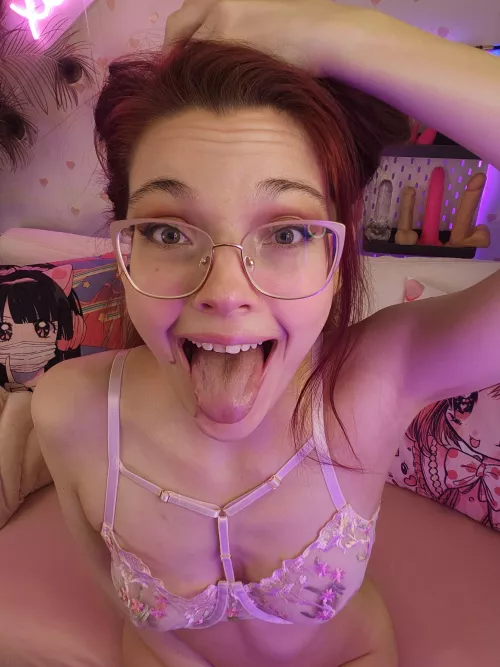 I want to be your favourite petite kinky redhead