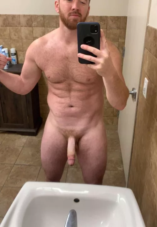 (M)33