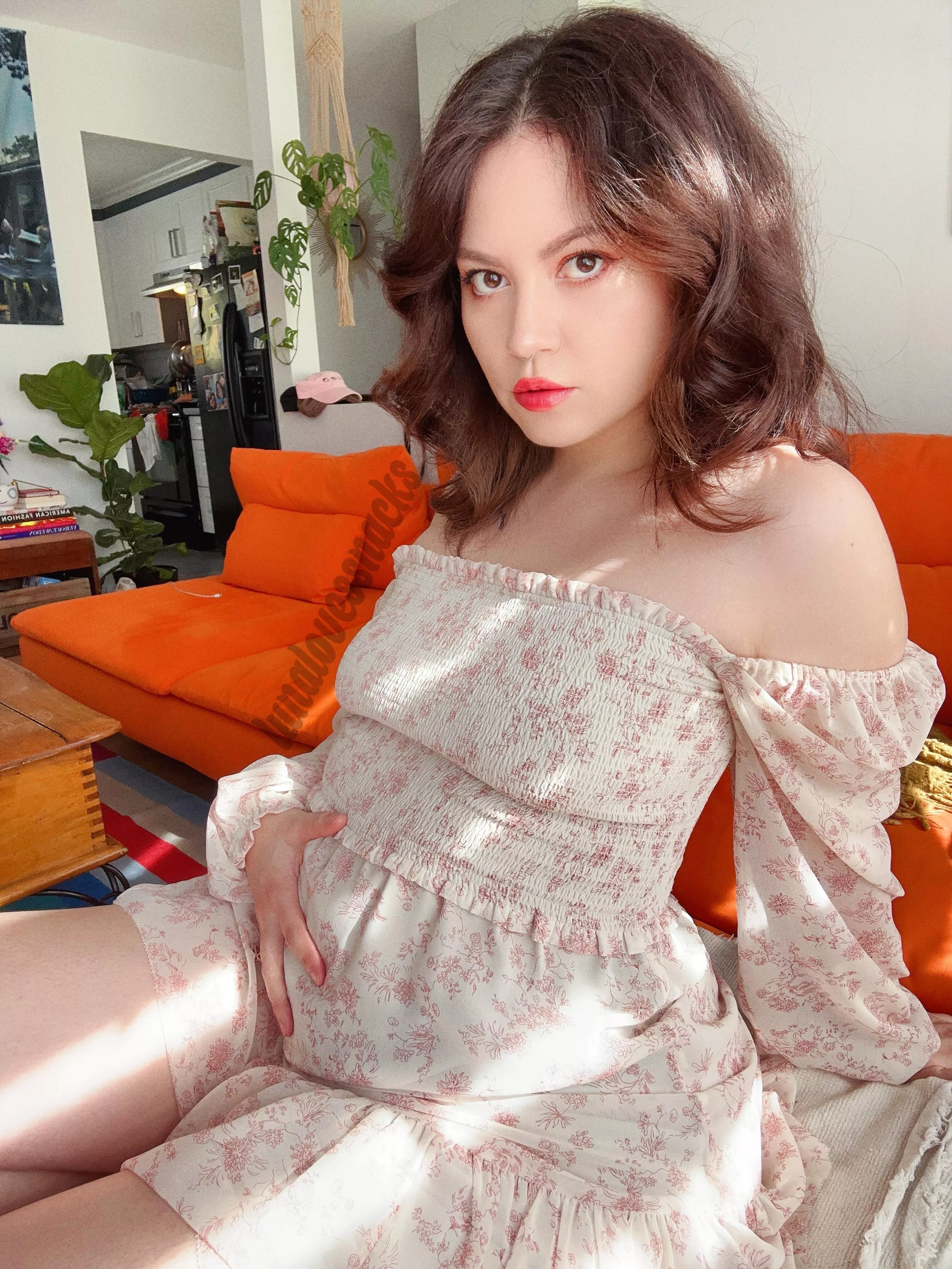 Not even this sundress can hide the fact that I ate a large order of pho and 4 spring rolls to myself 😳 will you rub my belly for me and tell me how much you love my big appetite? 🥰