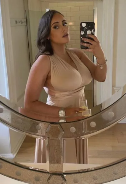 Stretching that dress out