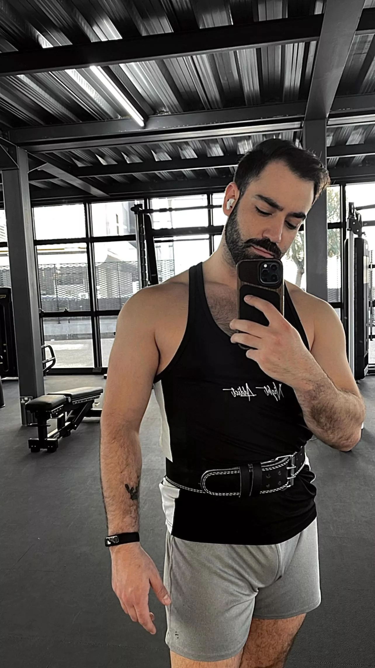 Summer loading…👙 Summer loading…👙