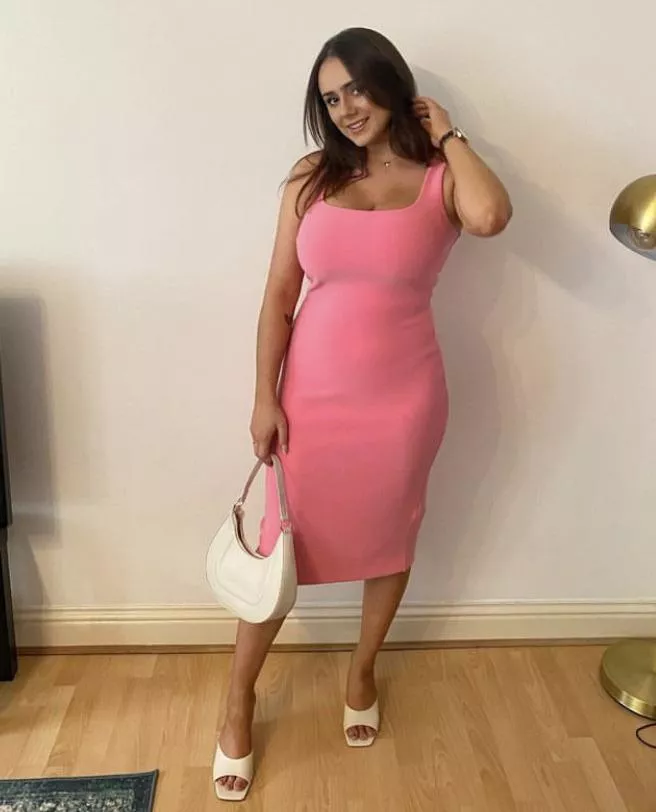 That dress couldn’t hold them