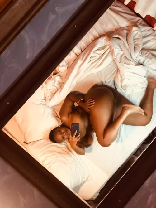 Thirsty Thursday is here. Honestly, I’m here to try and make you thirstier. Sorry, not sorry. (F)