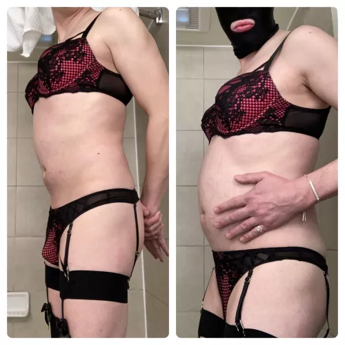 Three lts piss enema for Sir - do I look pregnant? 😉🤰🏻